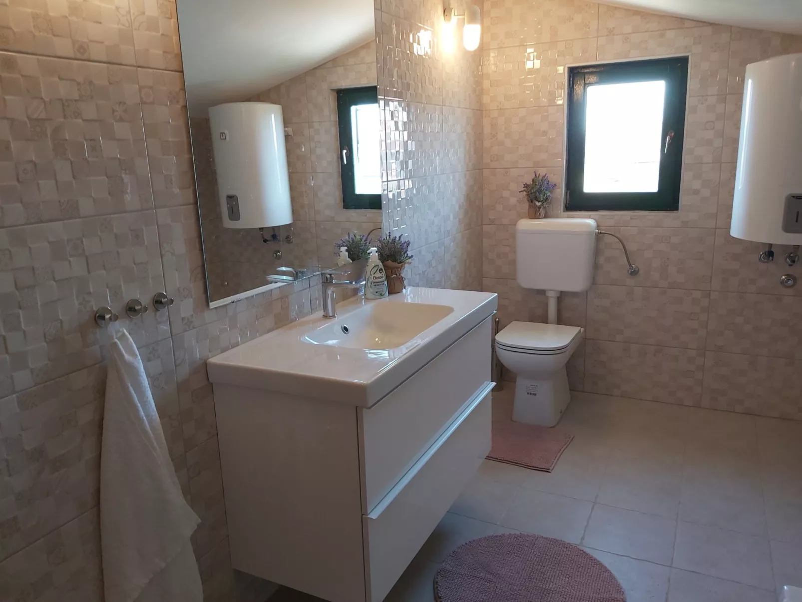 Anwesen "Steinperle mit beheiztem Schwimmbad"