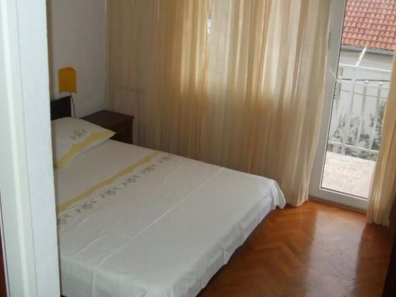 1. Etage Doppelbettzimmer 20m² mit Balkon und Meerblick Villa Milic***
