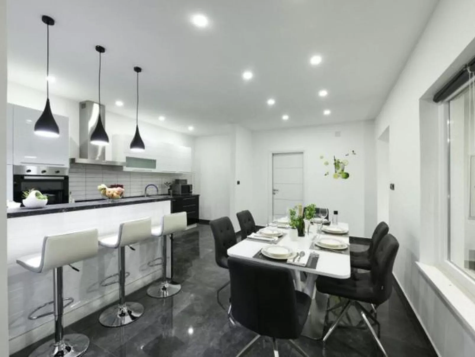 Villa Mare with heated pool and gym