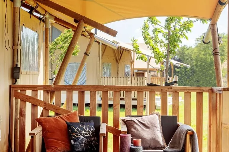 Villavakantiepark IJsselhof 11-Terrasbalkon