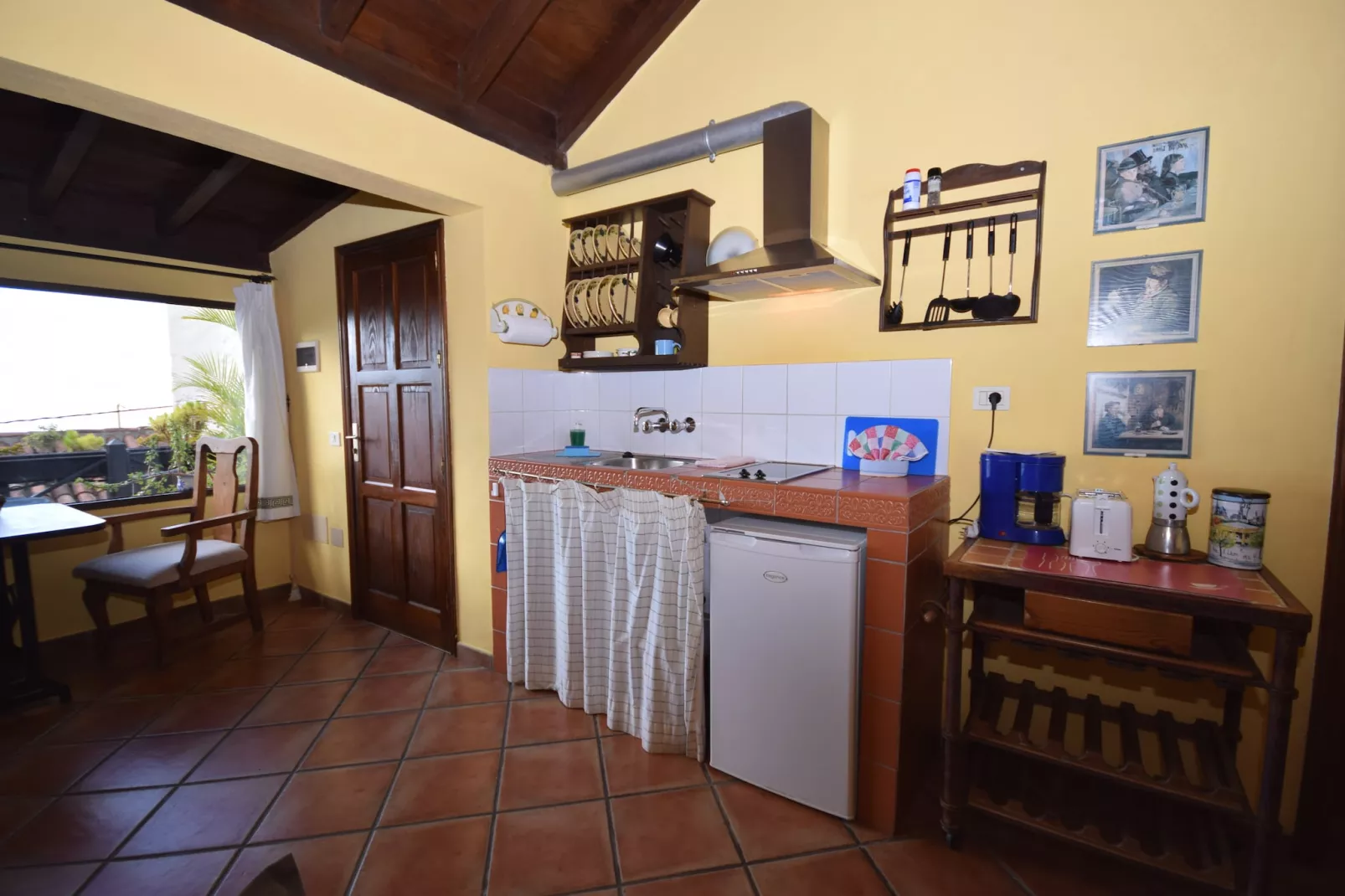 Apartamentos Monasterio de San Antonio 4 - Keuken