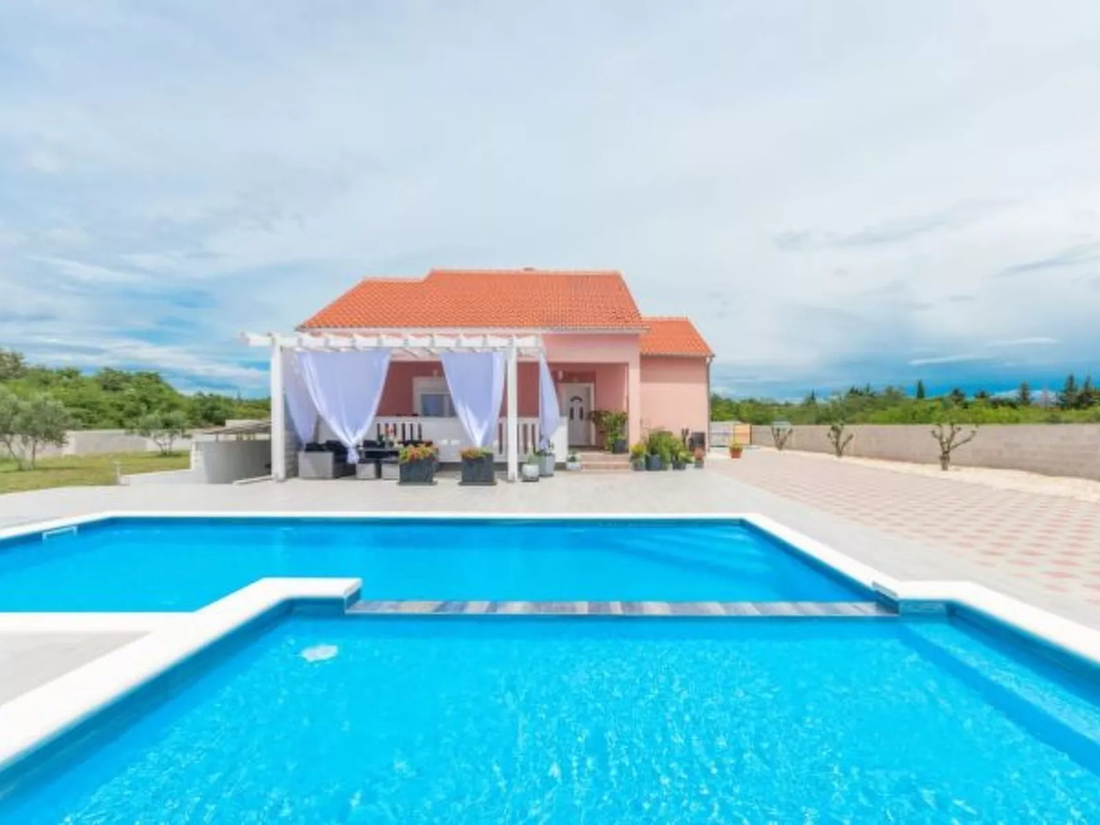 Beautiful villa Maris with pool