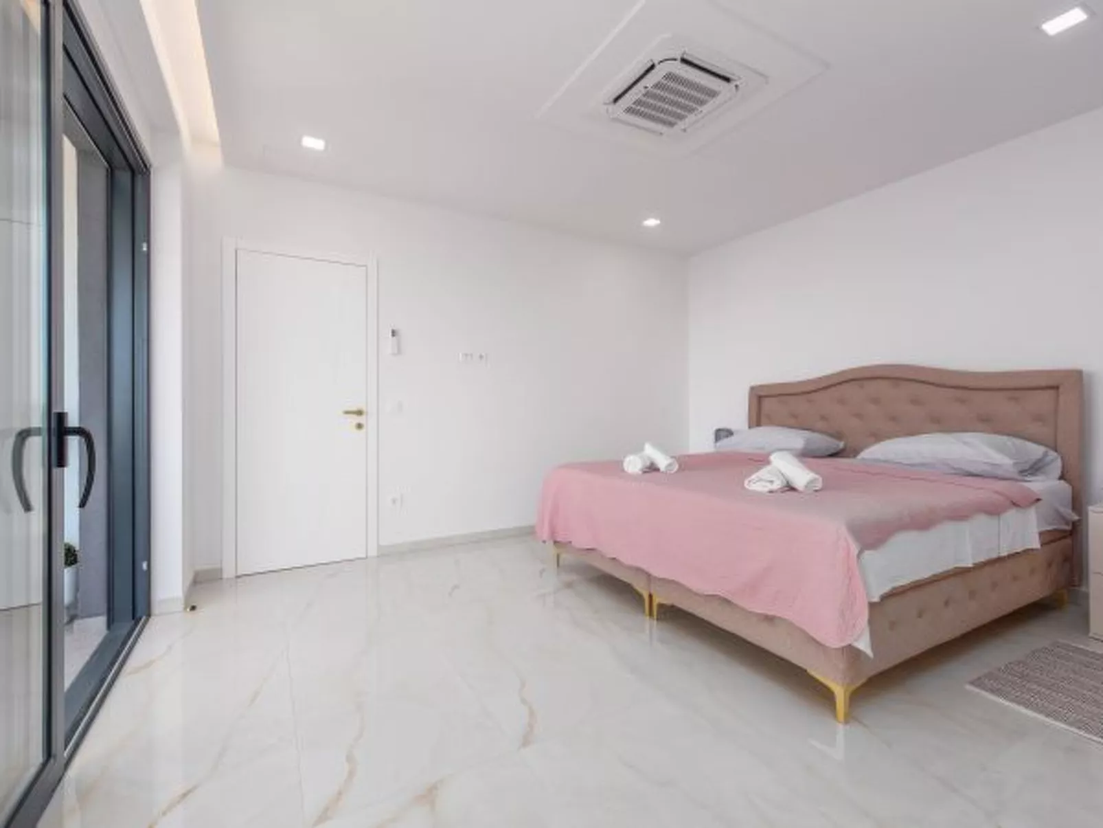 Seaview Villa A`More with heated pool