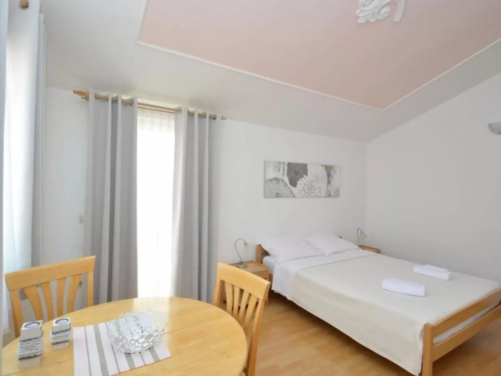 Ein Apartment im Ferienhaus Zweirosen - Image-tags.info