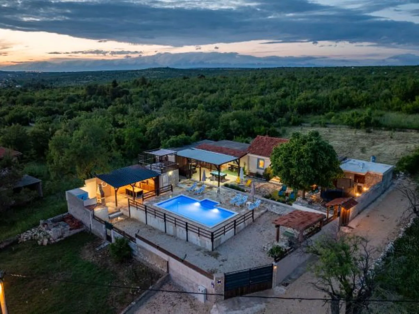 Holiday Home Burgija - Image-tags.info