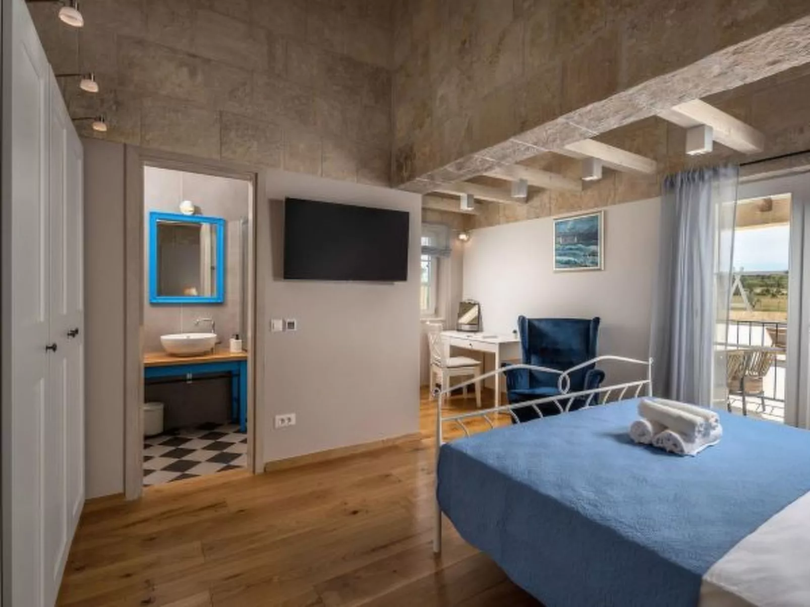 Charming villa Viliska with heated pool - Image-tags.info