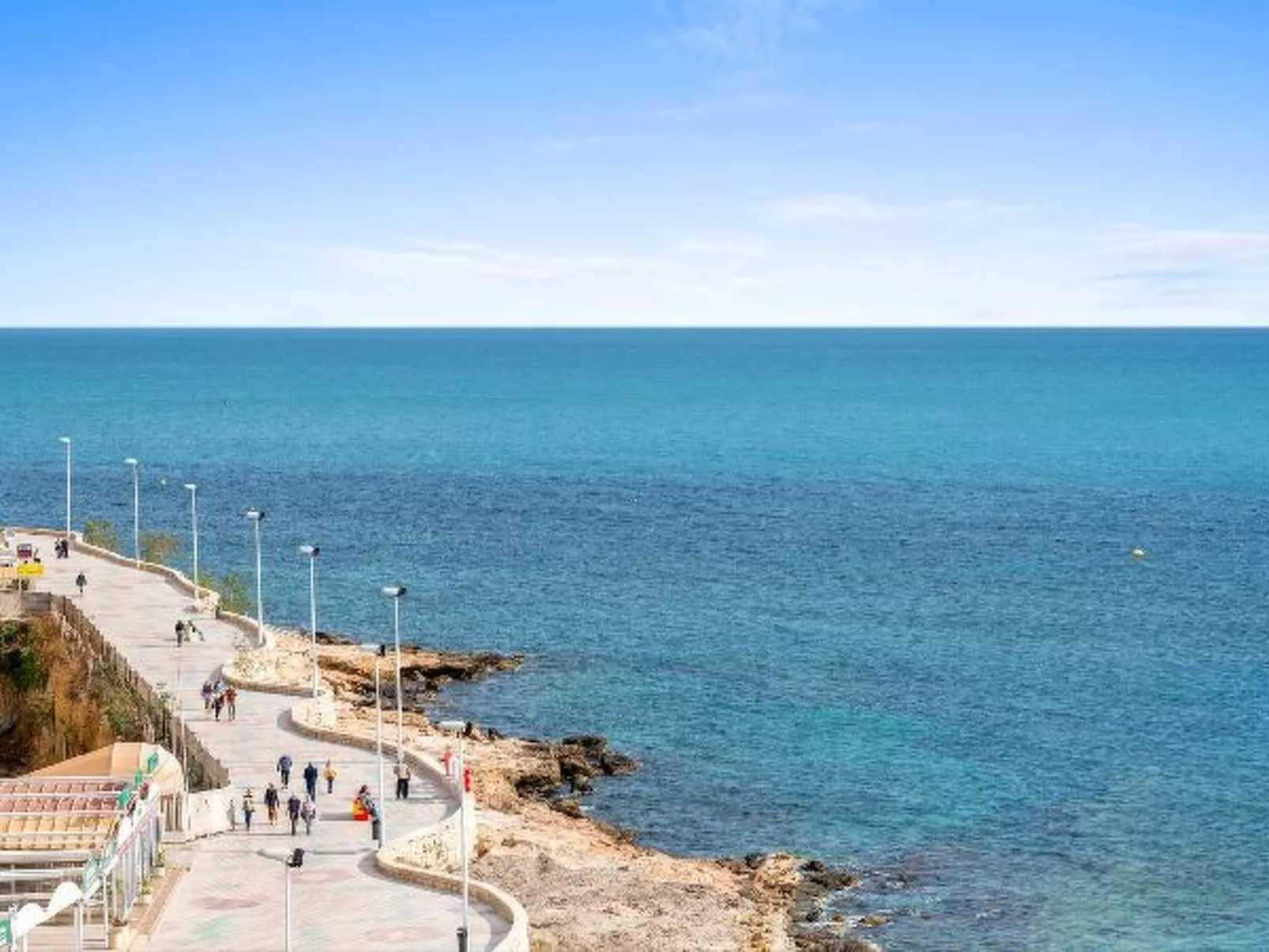 Apartment Aquarium - Plusholidays - Image-tags.info