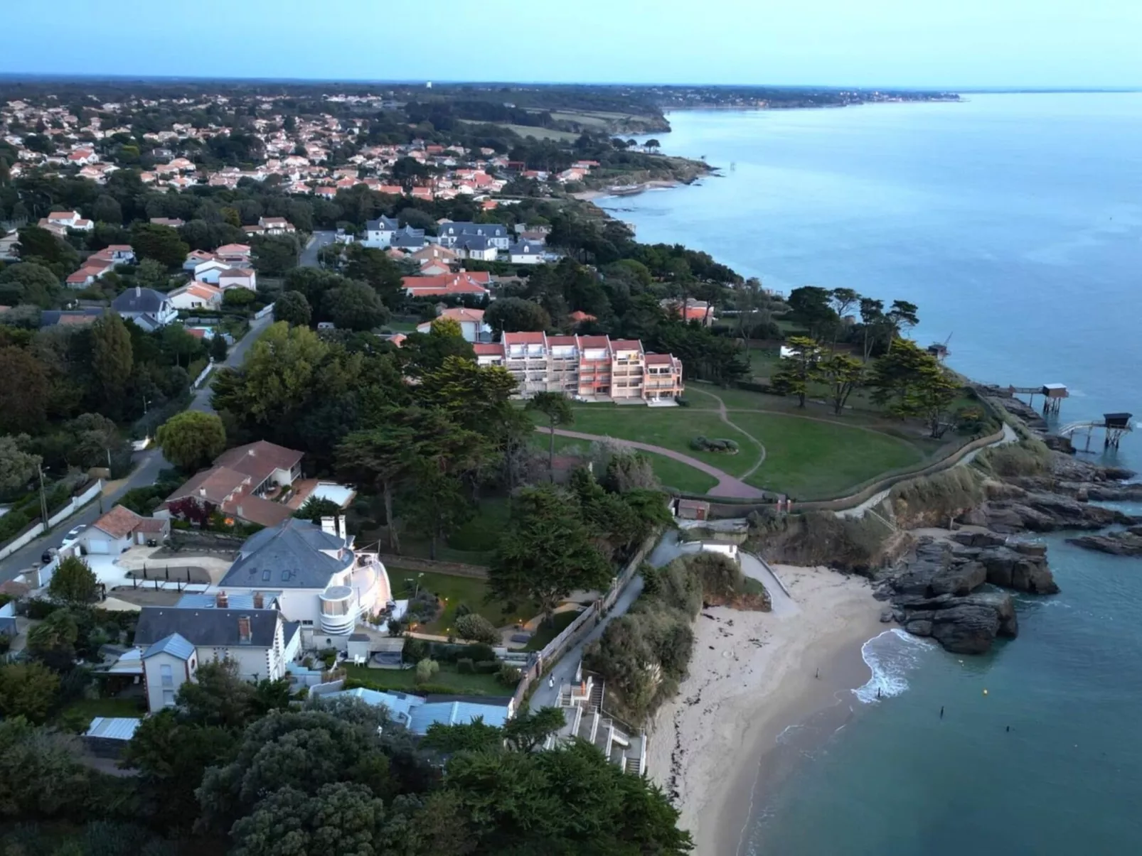 Le Vent d'Avril - Buiten