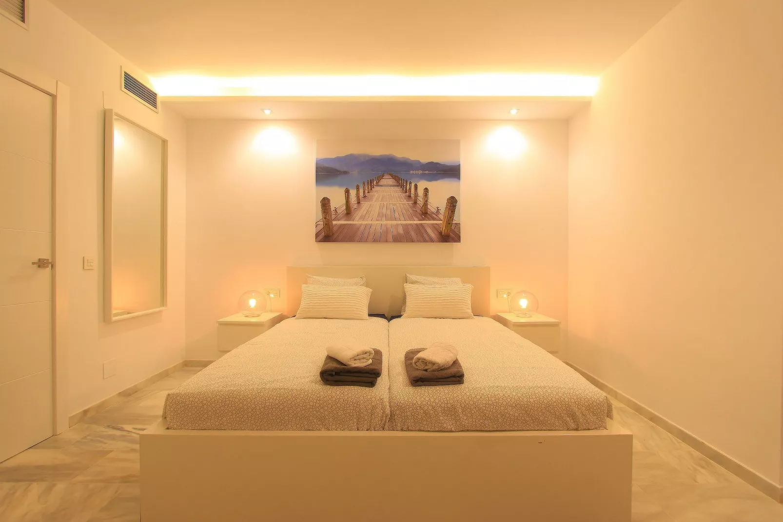 MODERN BEACH PENTHOUSE - Slaapkamer