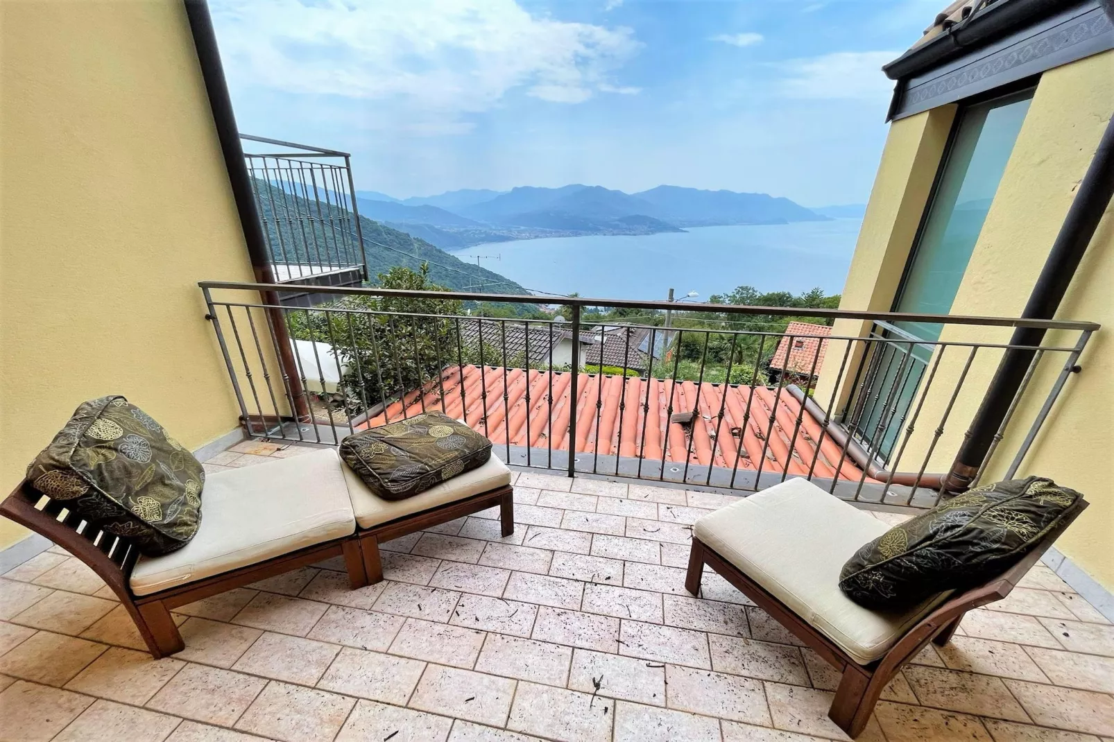 CAM - Casa Campagnano - Terrasbalkon