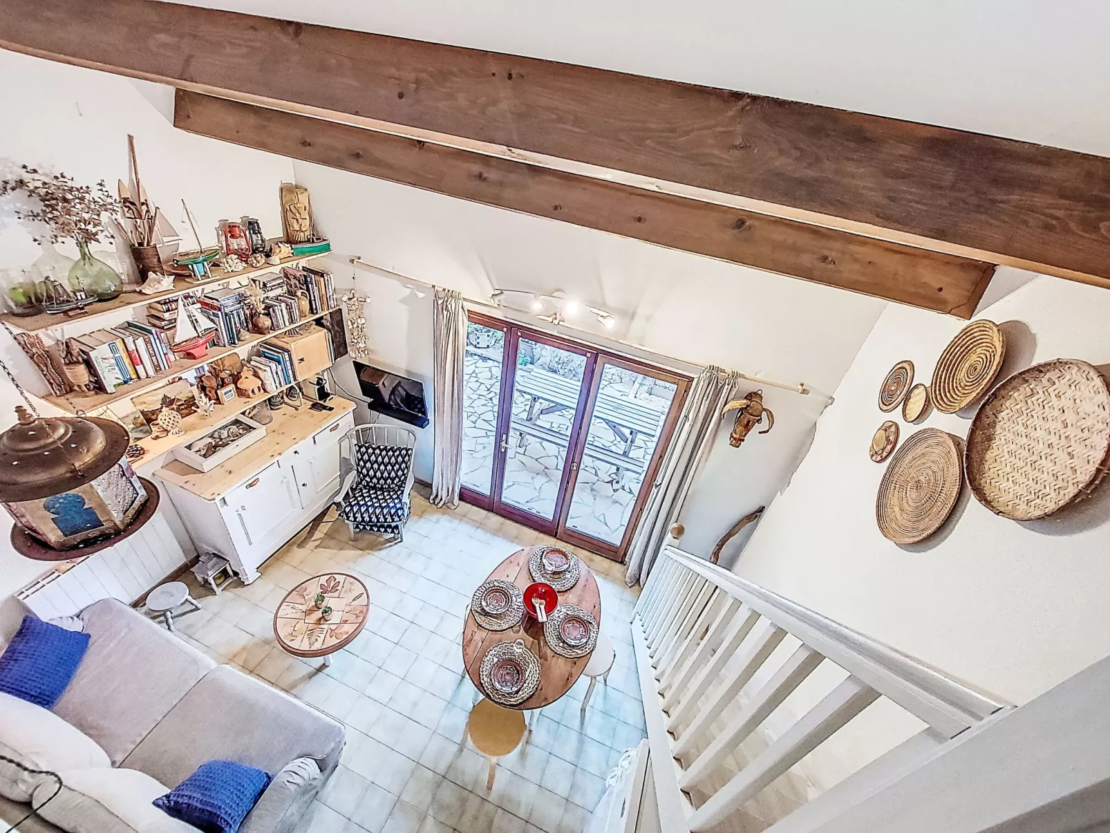 Santa Marina - Binnen