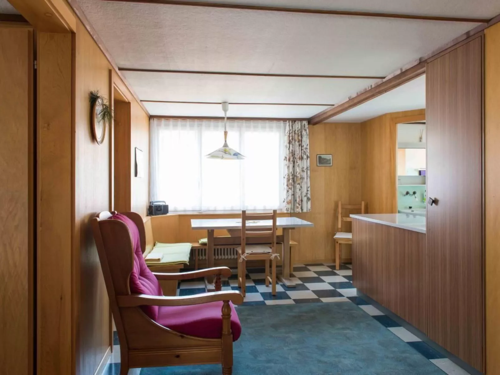 Wohnung Manzigen - Binnen