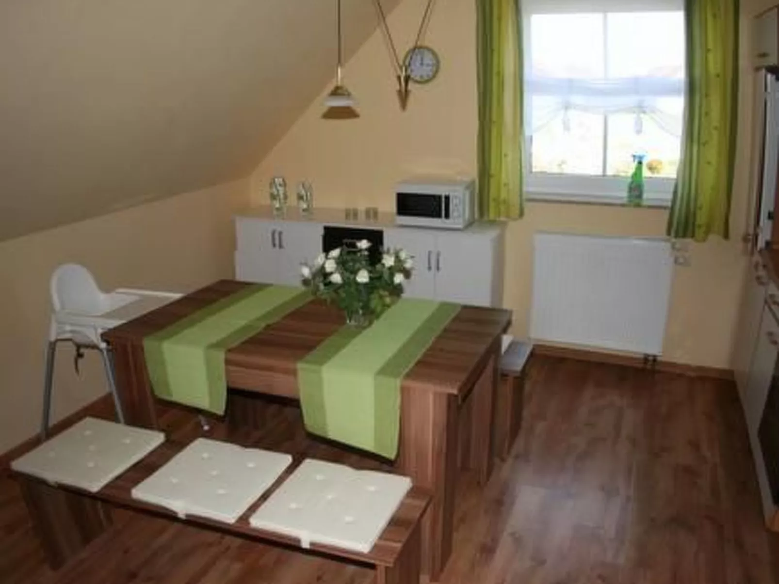 Appartement mit Garten, Grill und Terrasse - Binnen