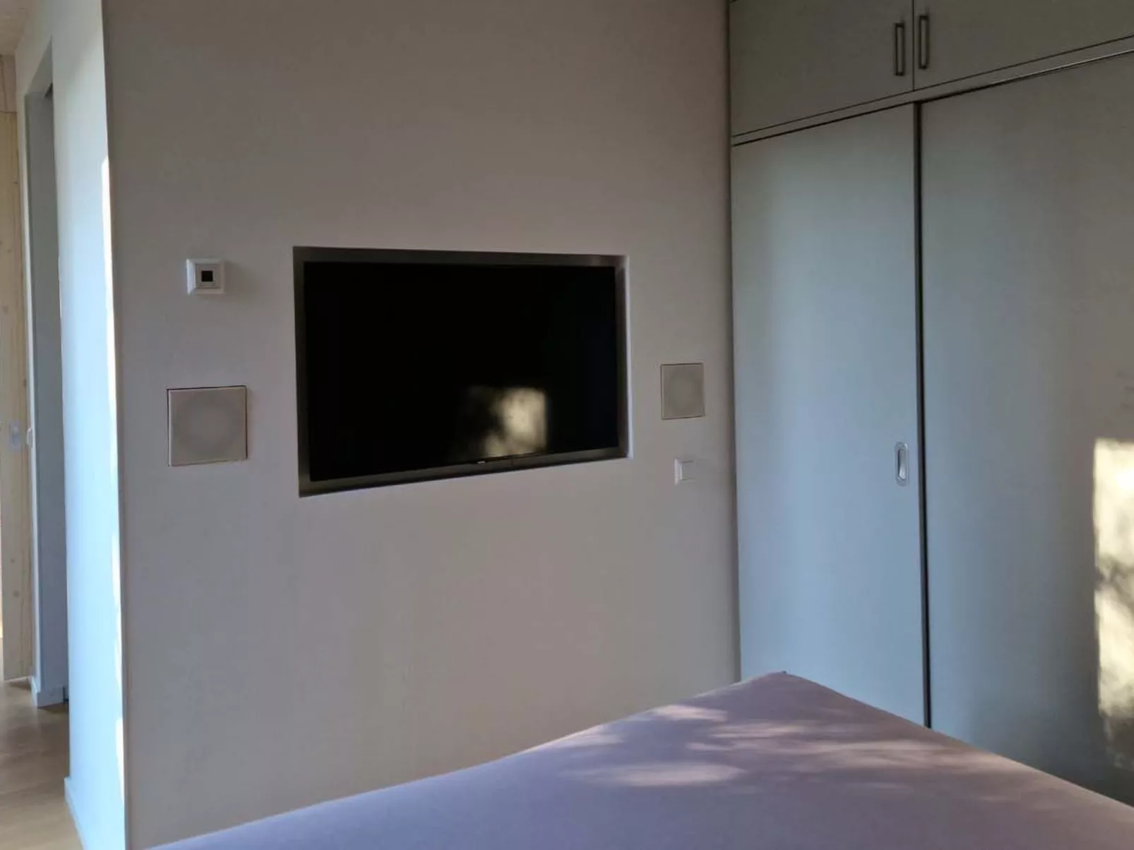 Tinyhaus Adam - Binnen