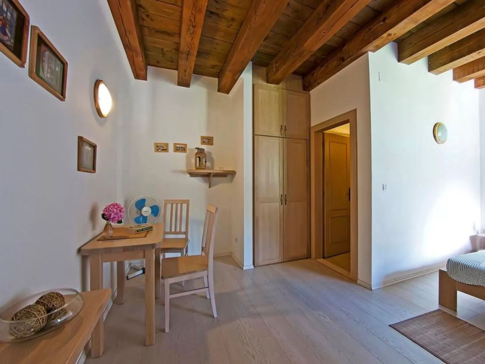 Privatzimmer im Schloss Seefront Zamagna, Mali Zaton NO. 2 - Image-tags.info