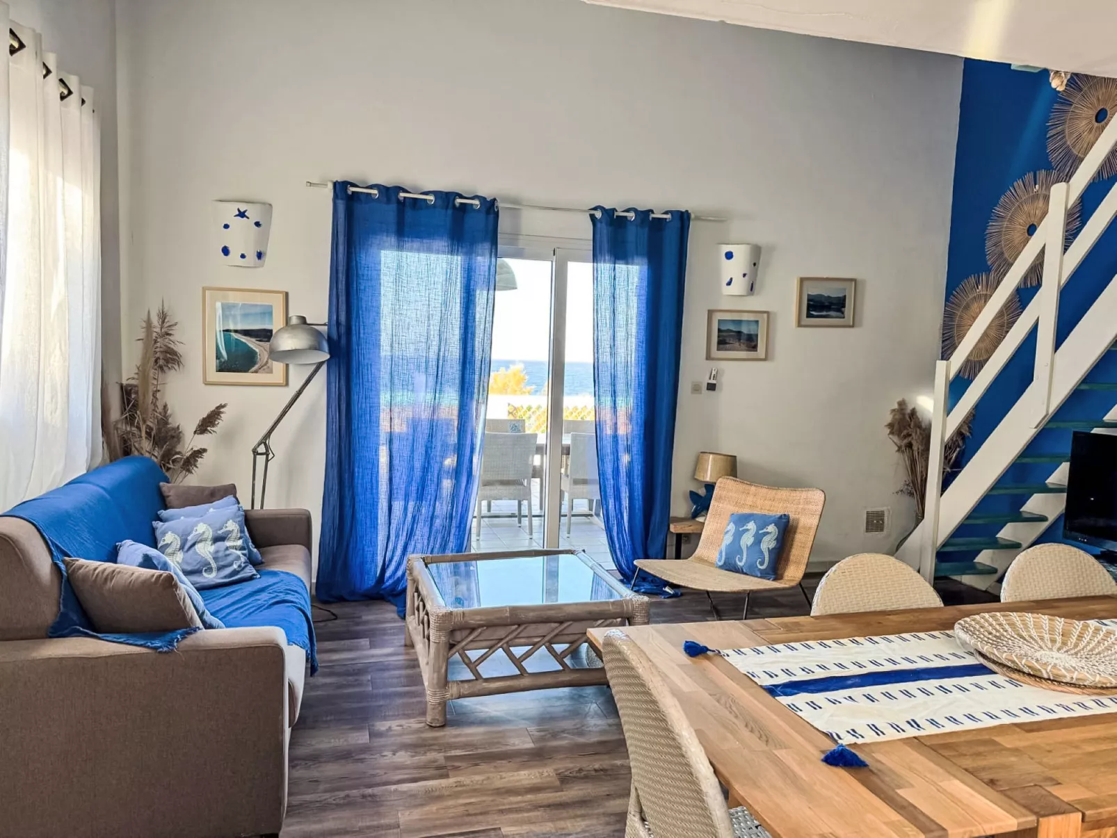 Haut Casa Blue - Binnen