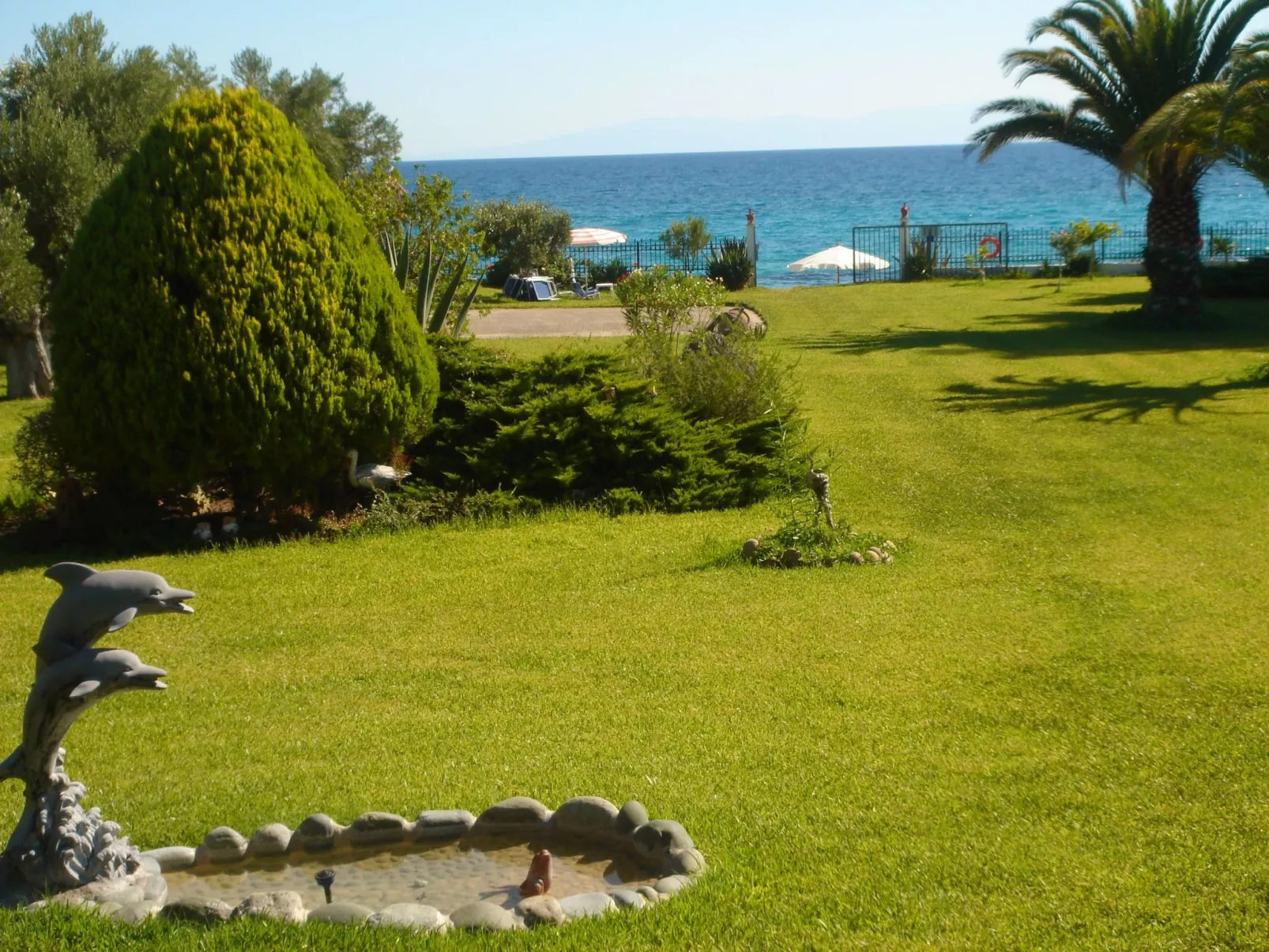 Aus dem Garten direkt an den Strand - Buiten