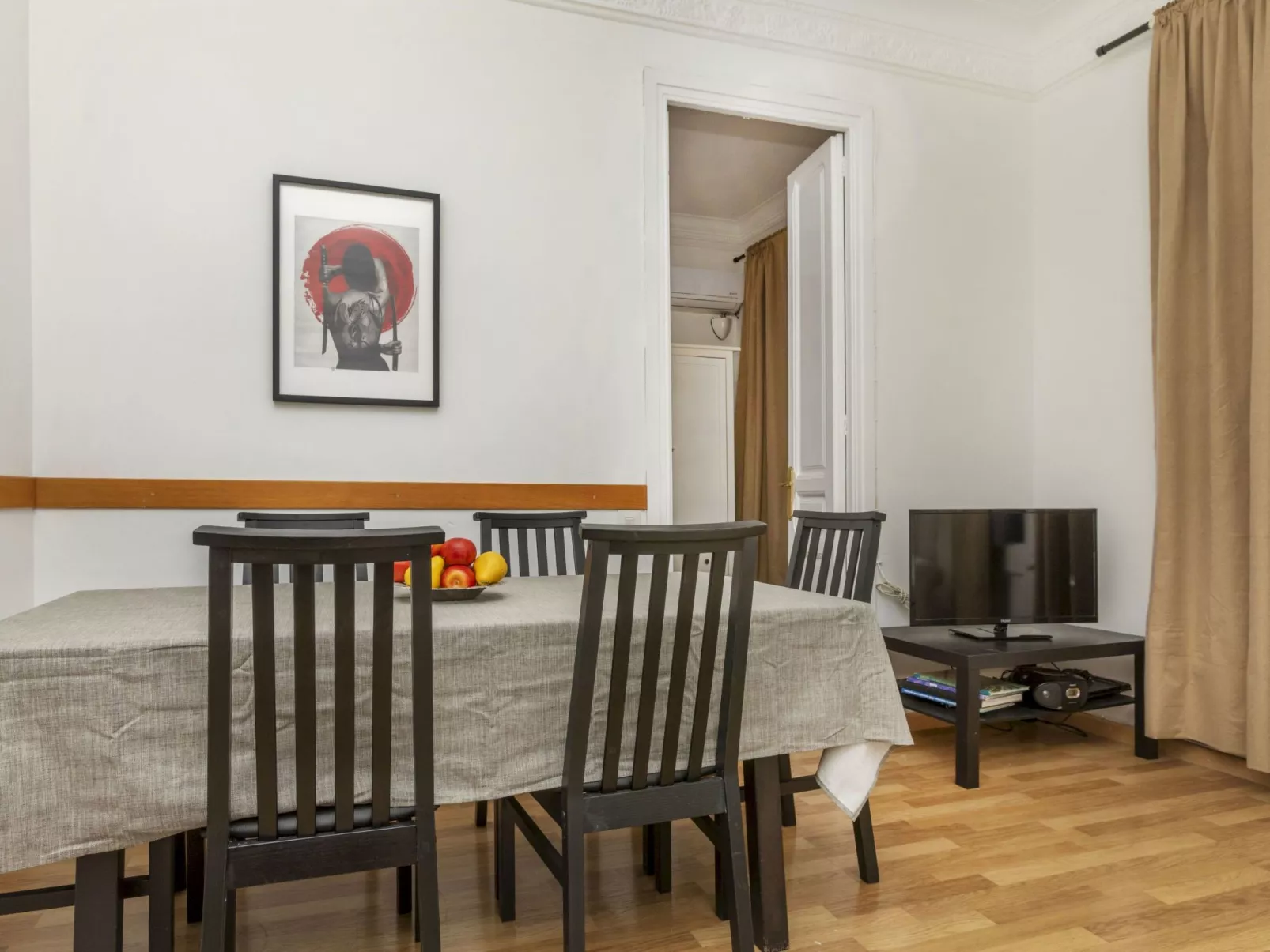 Rocafort - Plaza España - Binnen