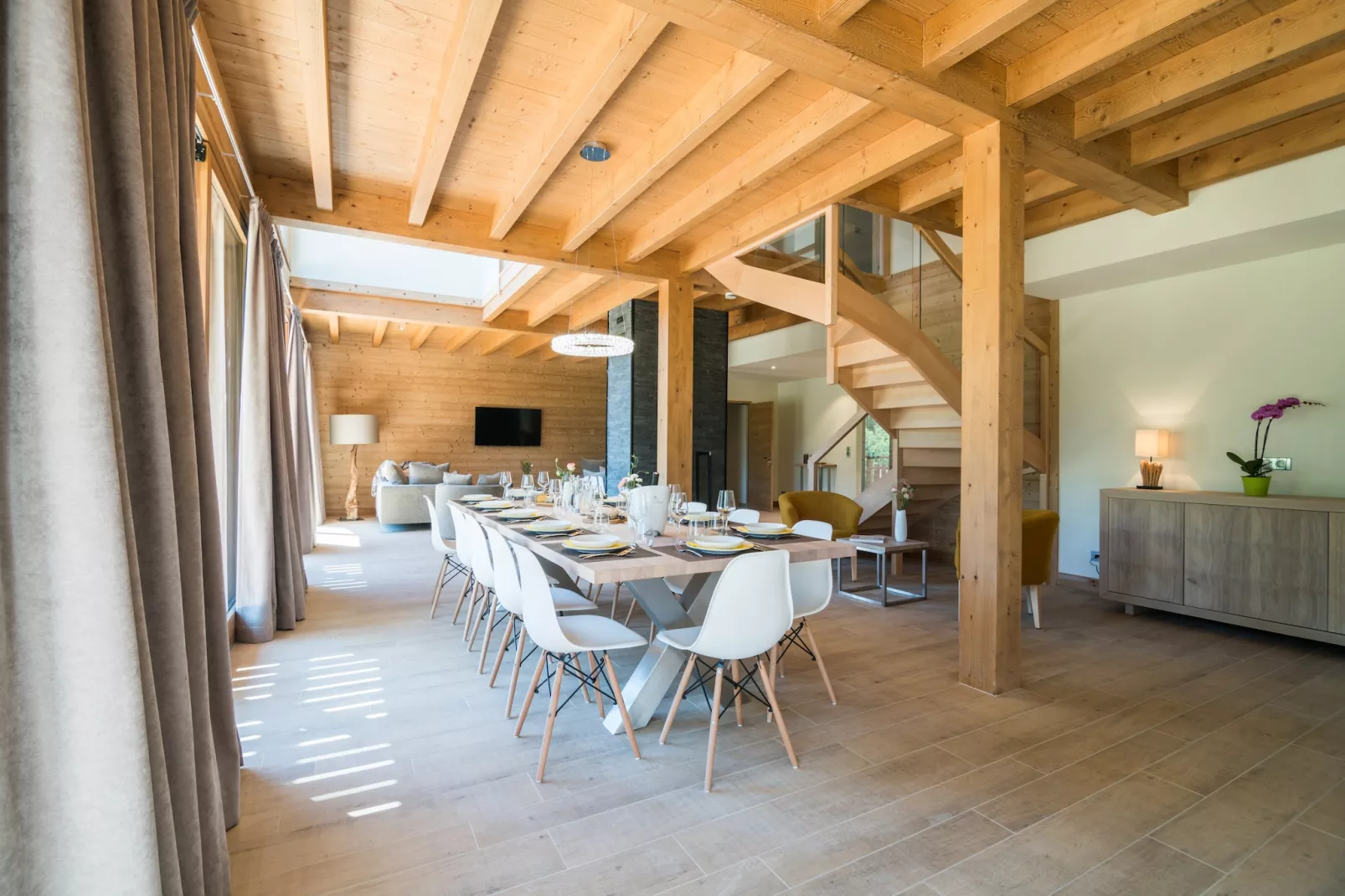 Les Portes de Megève 8 - Eetkamer