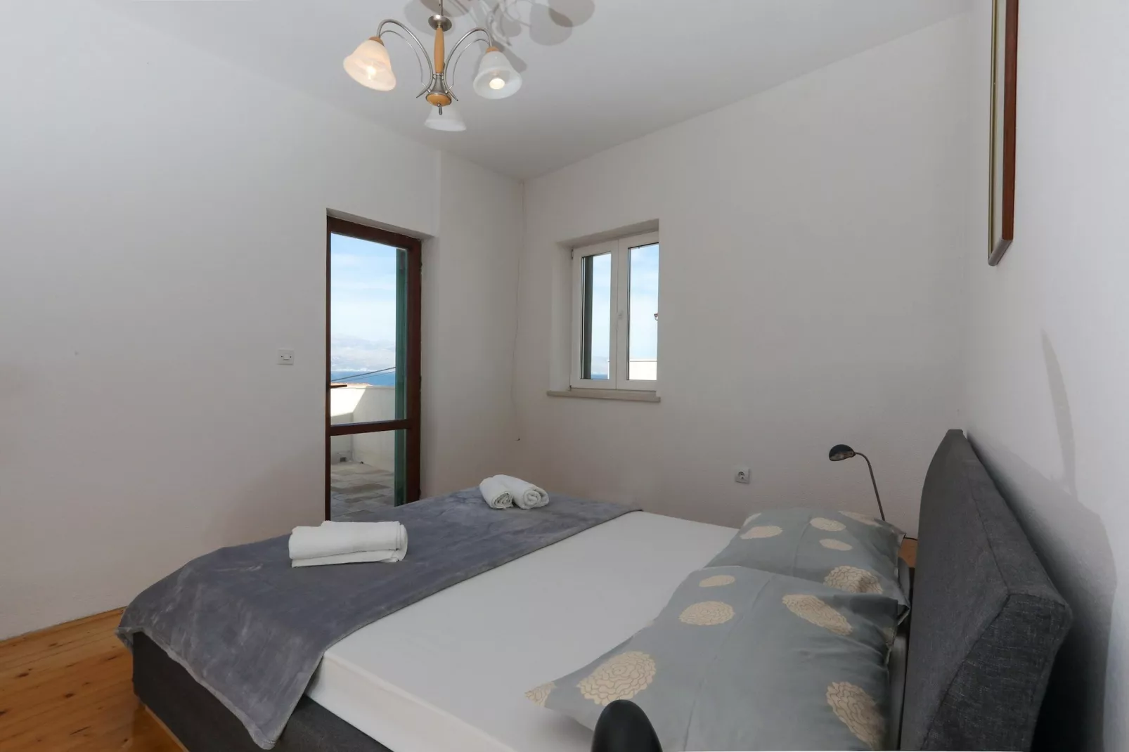 Apartment Perina - Comfort Two Bedroom Apartment with Terrace and Sea View - Slaapkamer