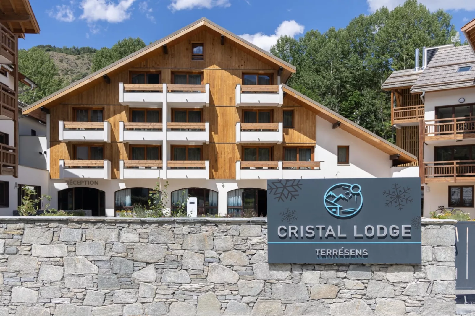 Le Cristal Lodge-RQ4S - Buitenkant zomer