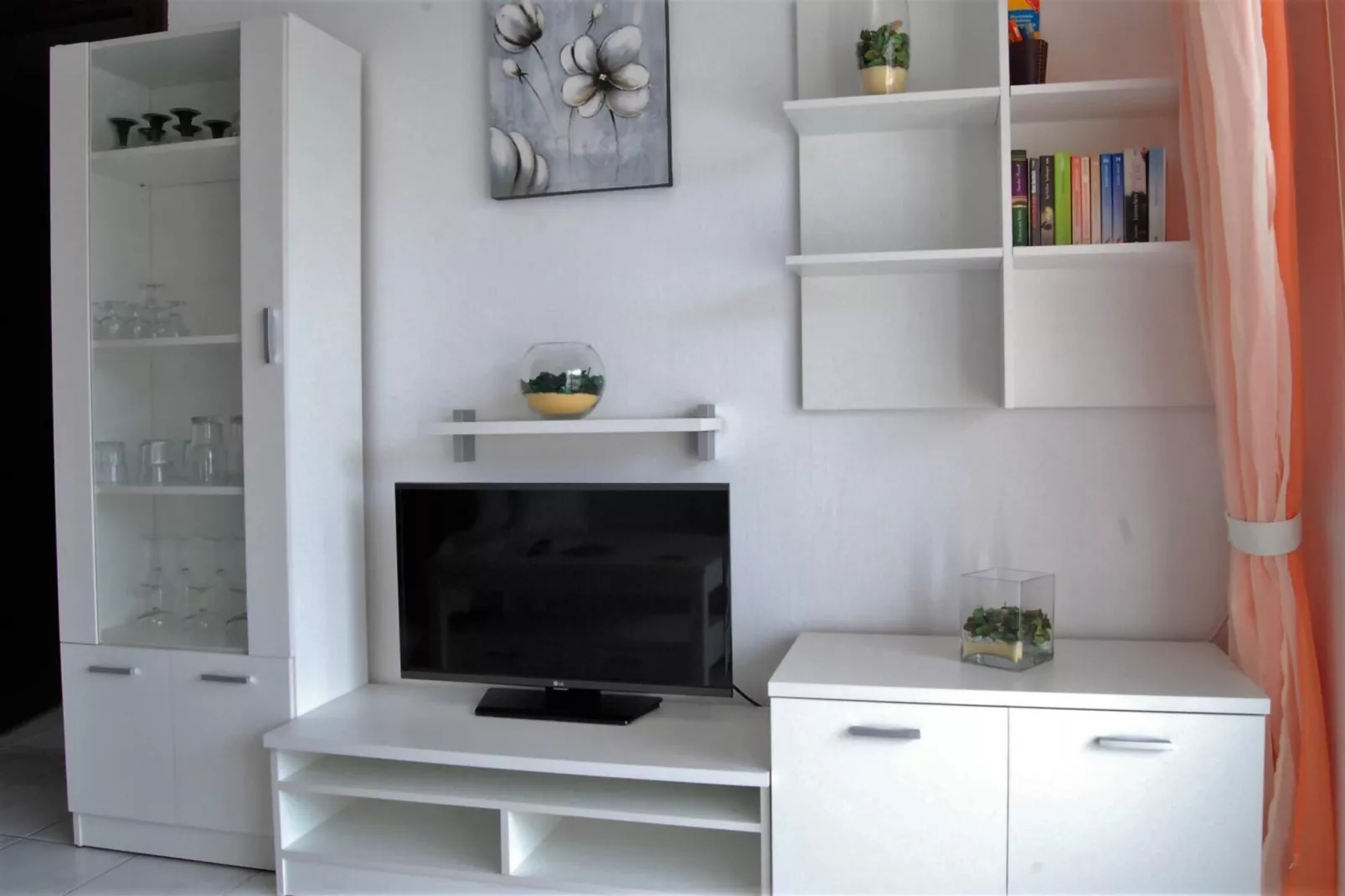 Corona 204 Apartment by Casasol - Woonkamer