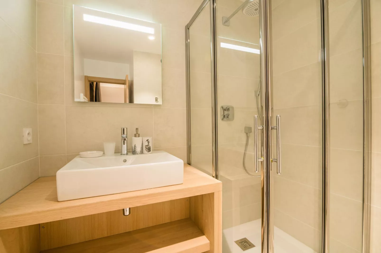 Les Portes de Megève 12 - Badkamer