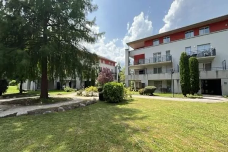 Adonis Divonne-les-Bains T2 Park side - Buitenkant zomer