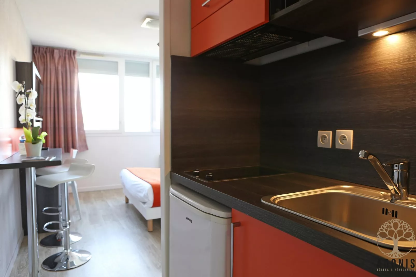Adonis Paris Double Studio - Keuken