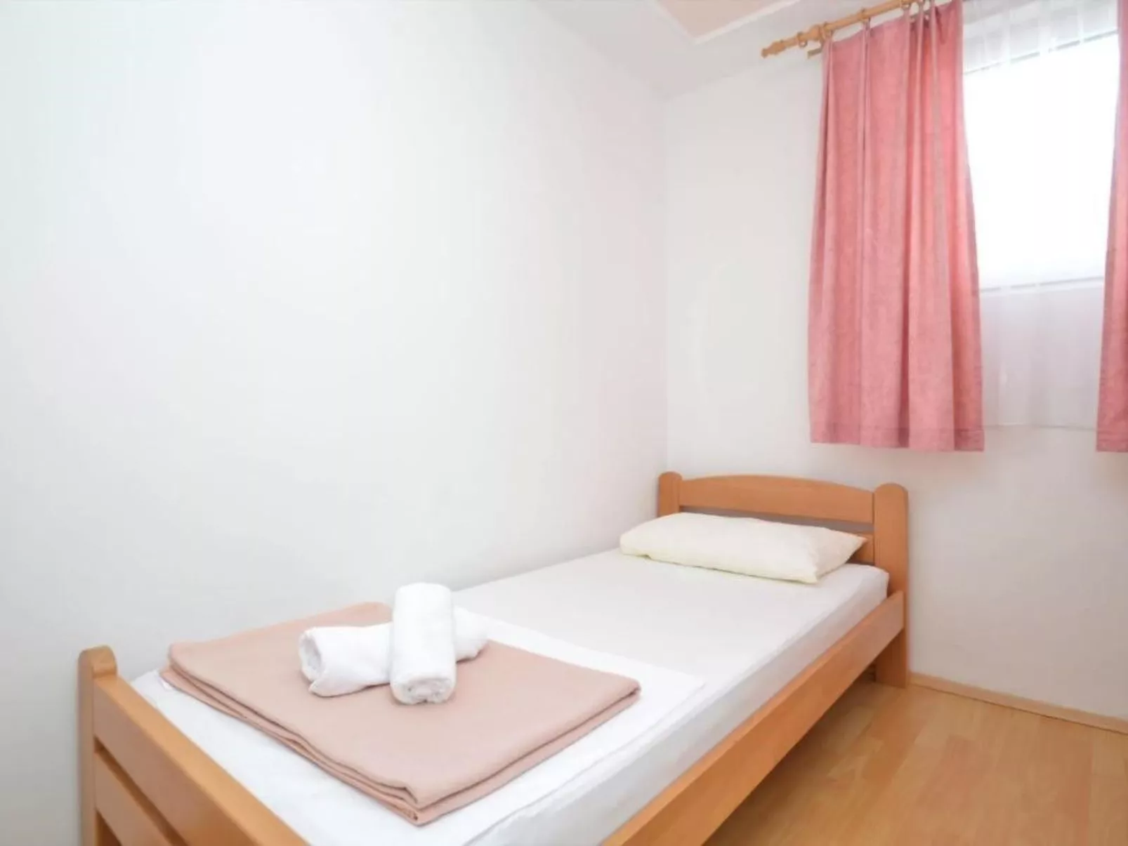 Ein Apartment im Ferienhaus Zweirosen - Image-tags.info