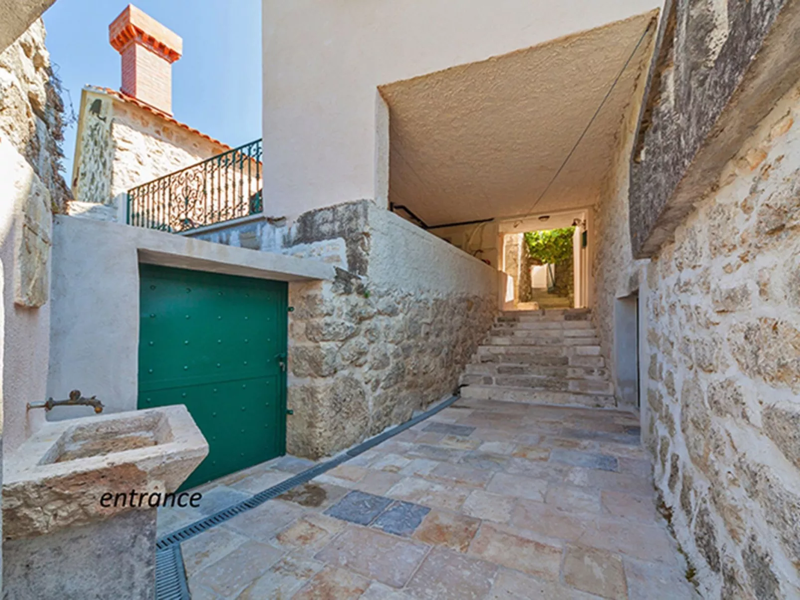 Villa mit Pool, Oslje - Buiten