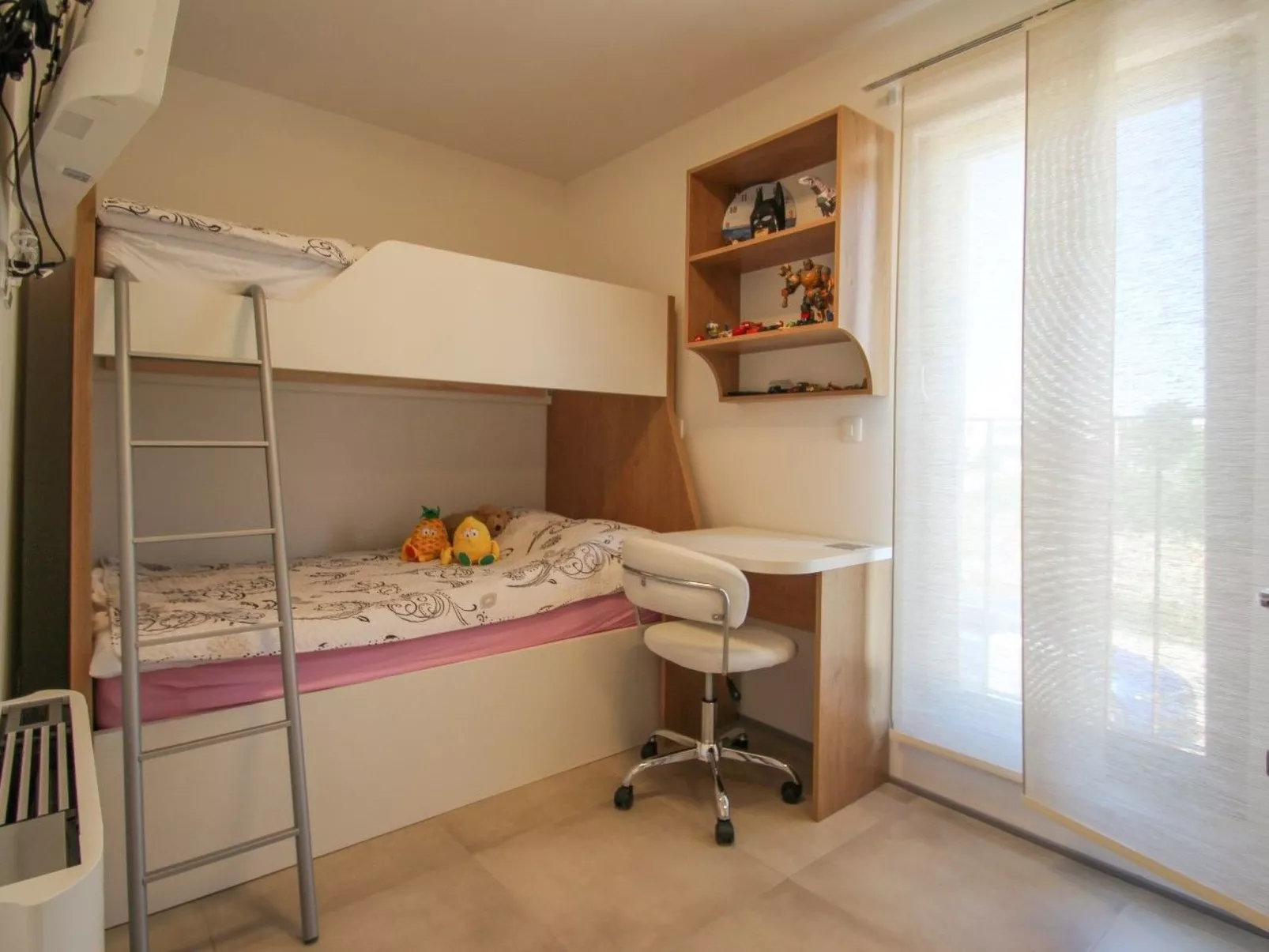 Für 6 Personen ca. 130 m&sup2; in Novigrad, Adriaküste Kroatien (Westküste von - Binnen