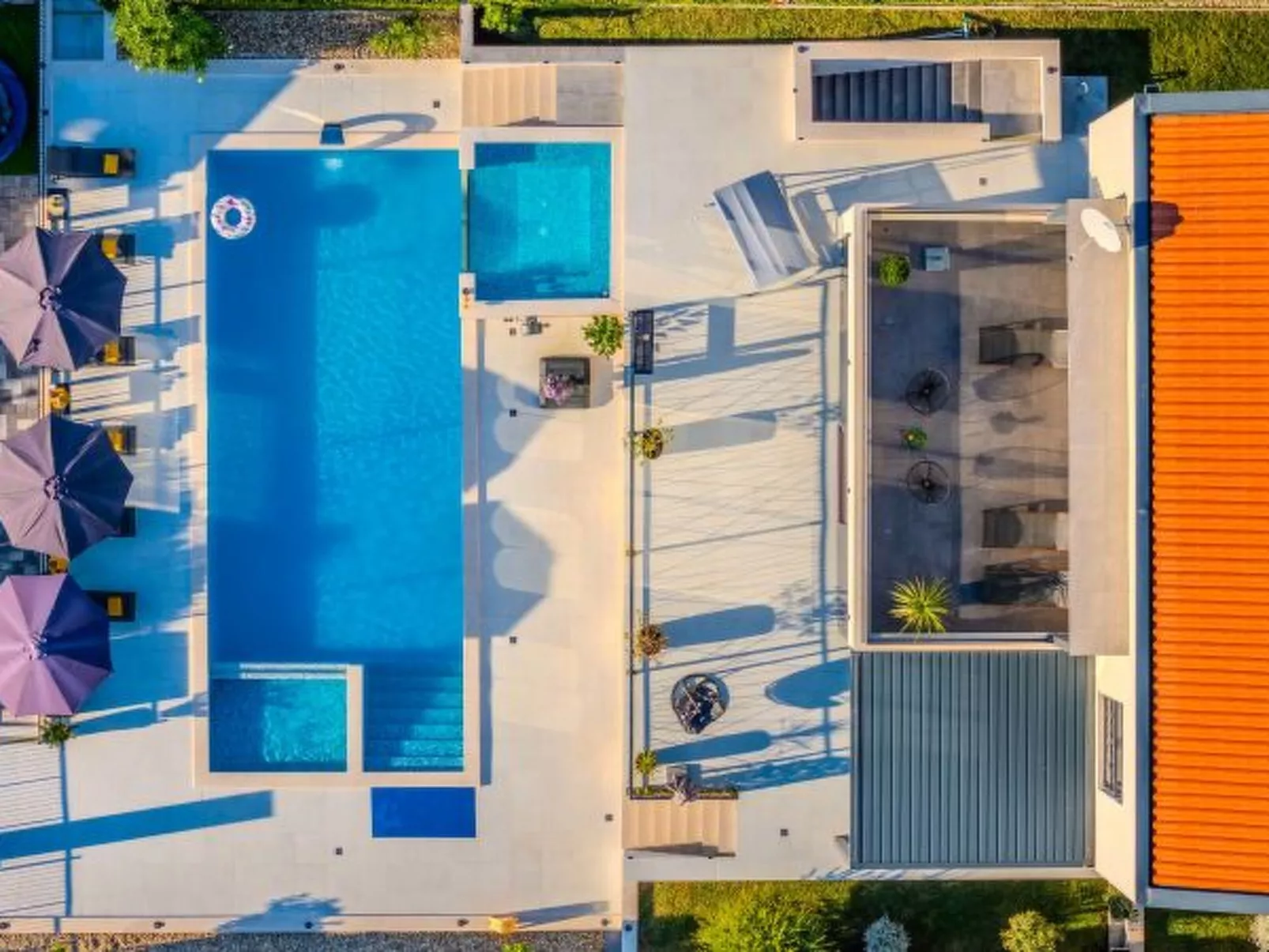 Beautiful villa Lara in Vrana with pool - Image-tags.info