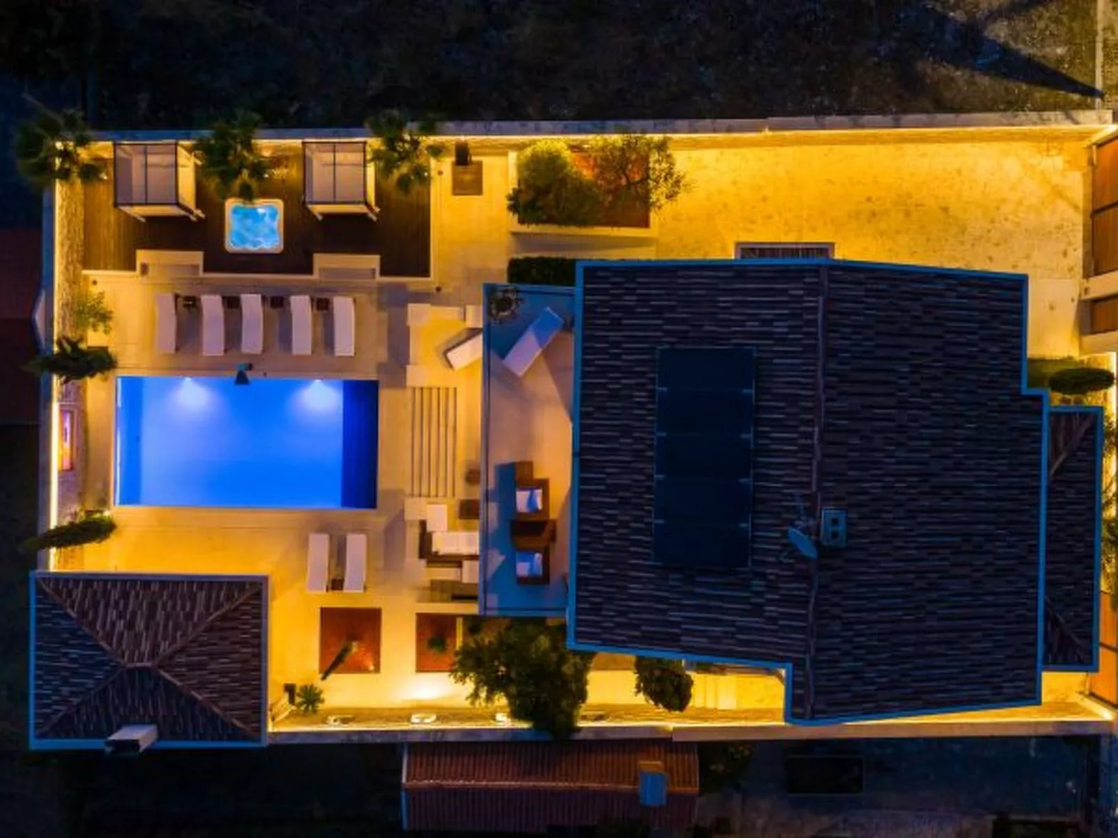 Villa Nena with heated pool, jacuzzi and sauna - Image-tags.info