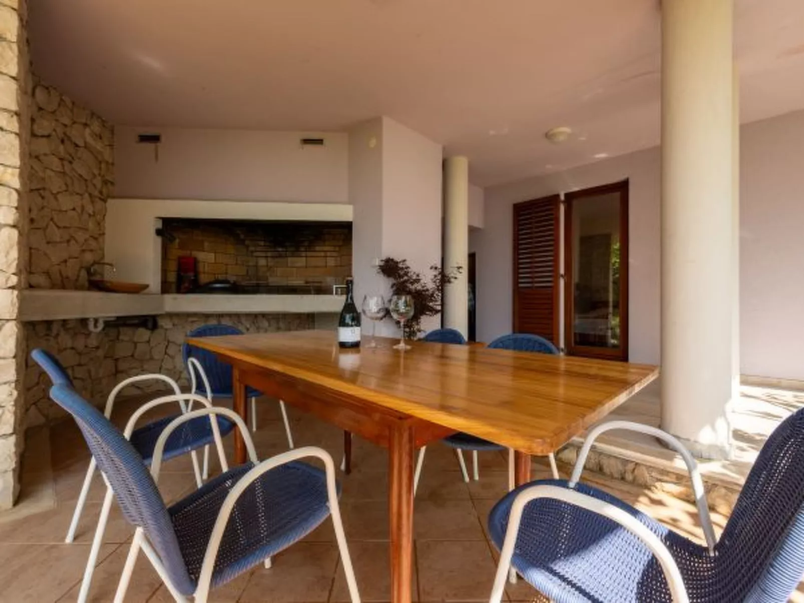 Olivar house with heated pool by the beach - Image-tags.info