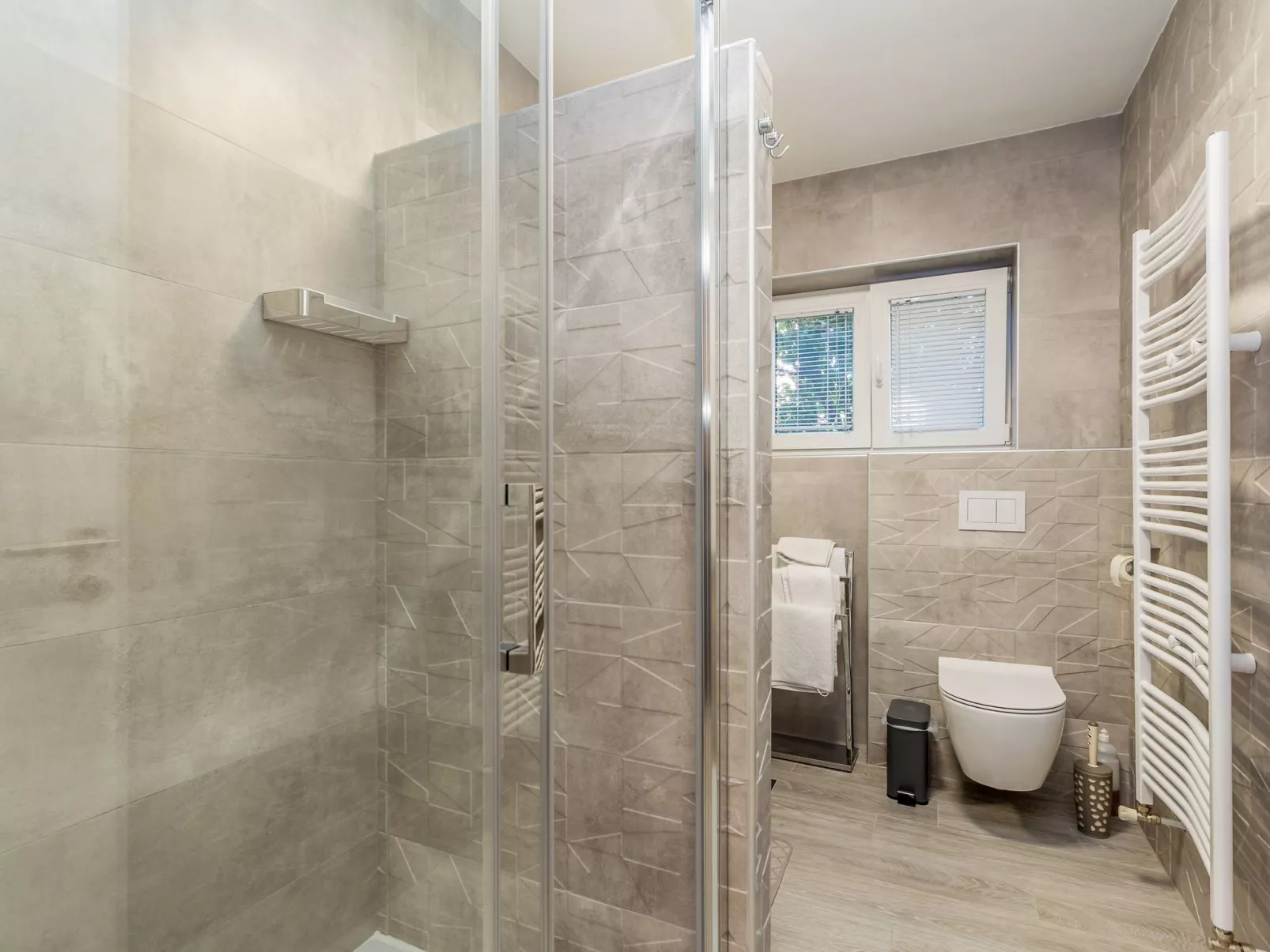 Suite(keine Küche) - Binnen