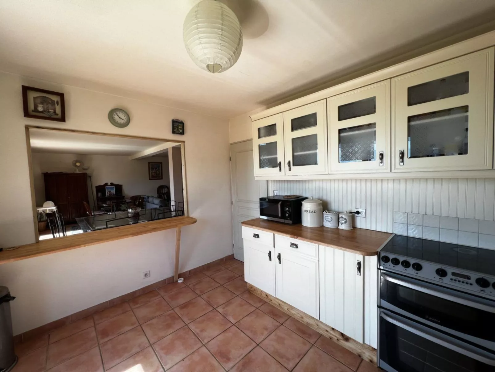 Haus in der Nähe von Meer und Bergen, atemberaubende Aussicht. - Binnen