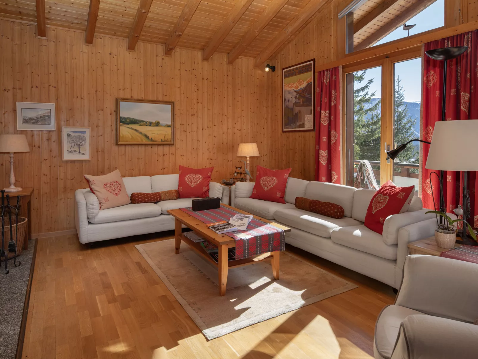 Veni, Vidi, Mansi - Binnen