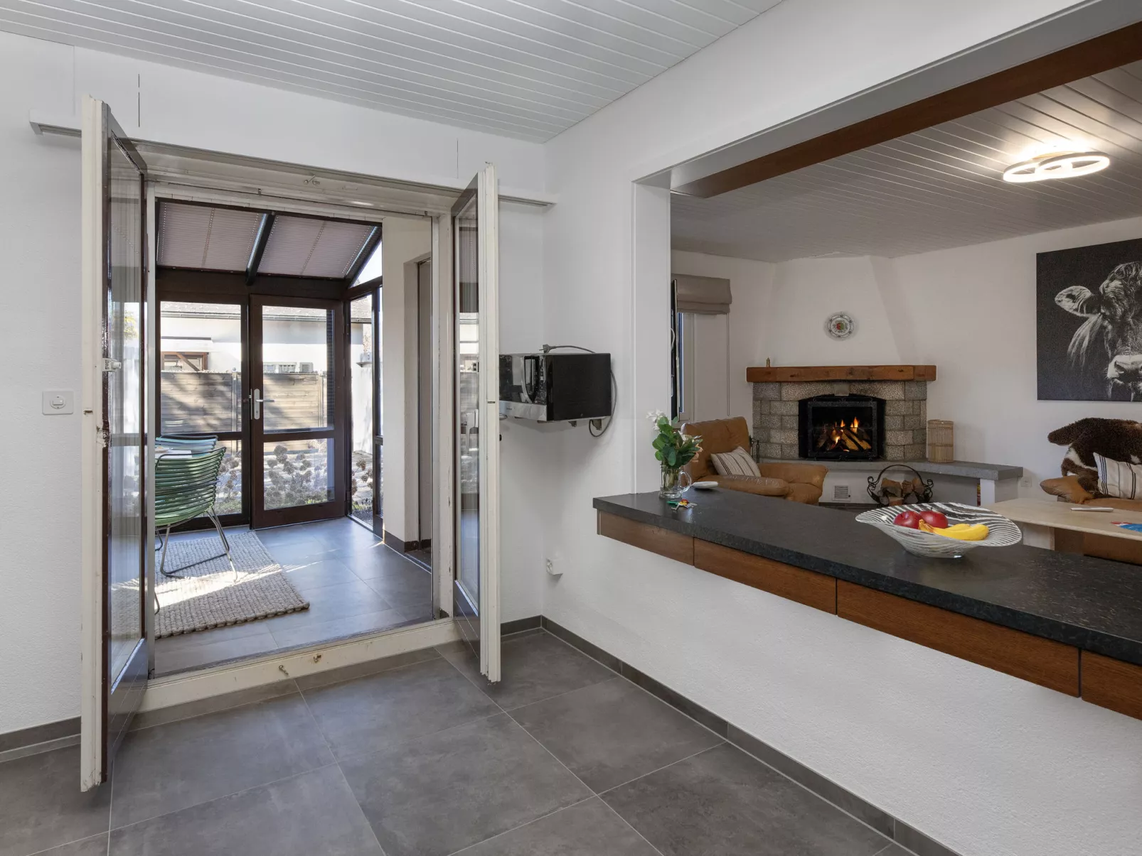 Sous-le-Moulin - Binnen