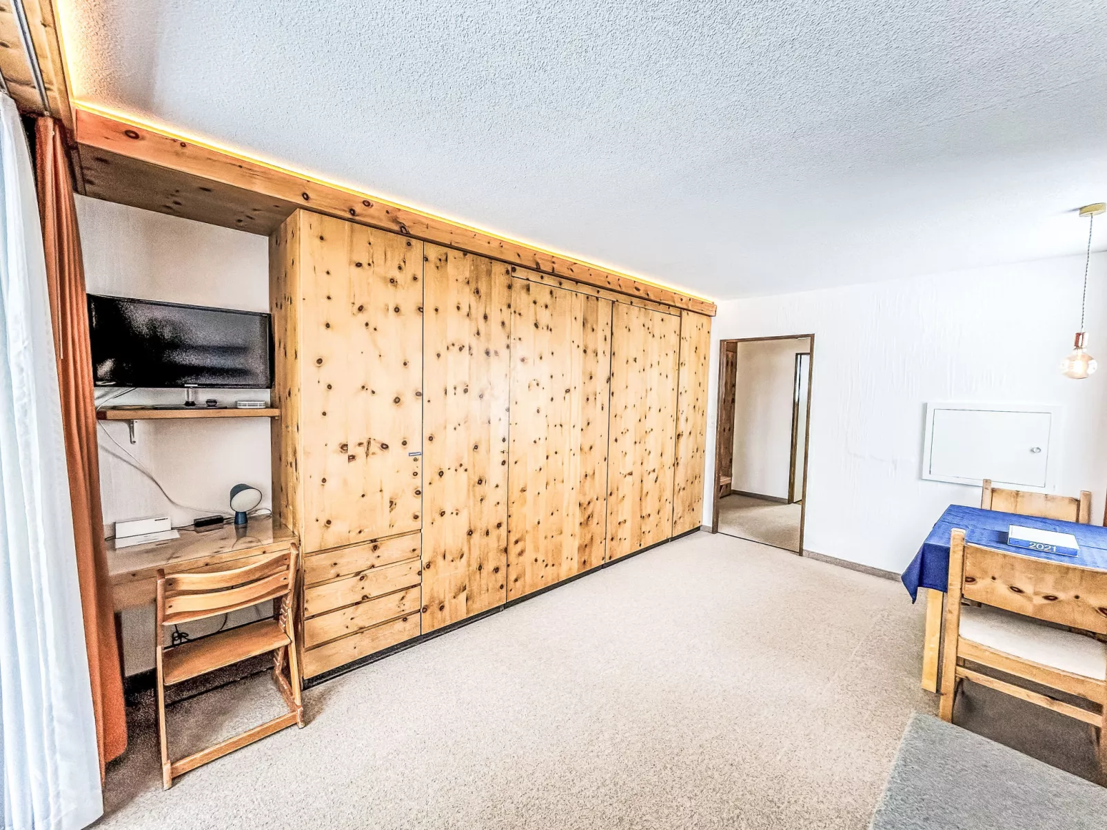 Guardaval Apt 401 - Binnen