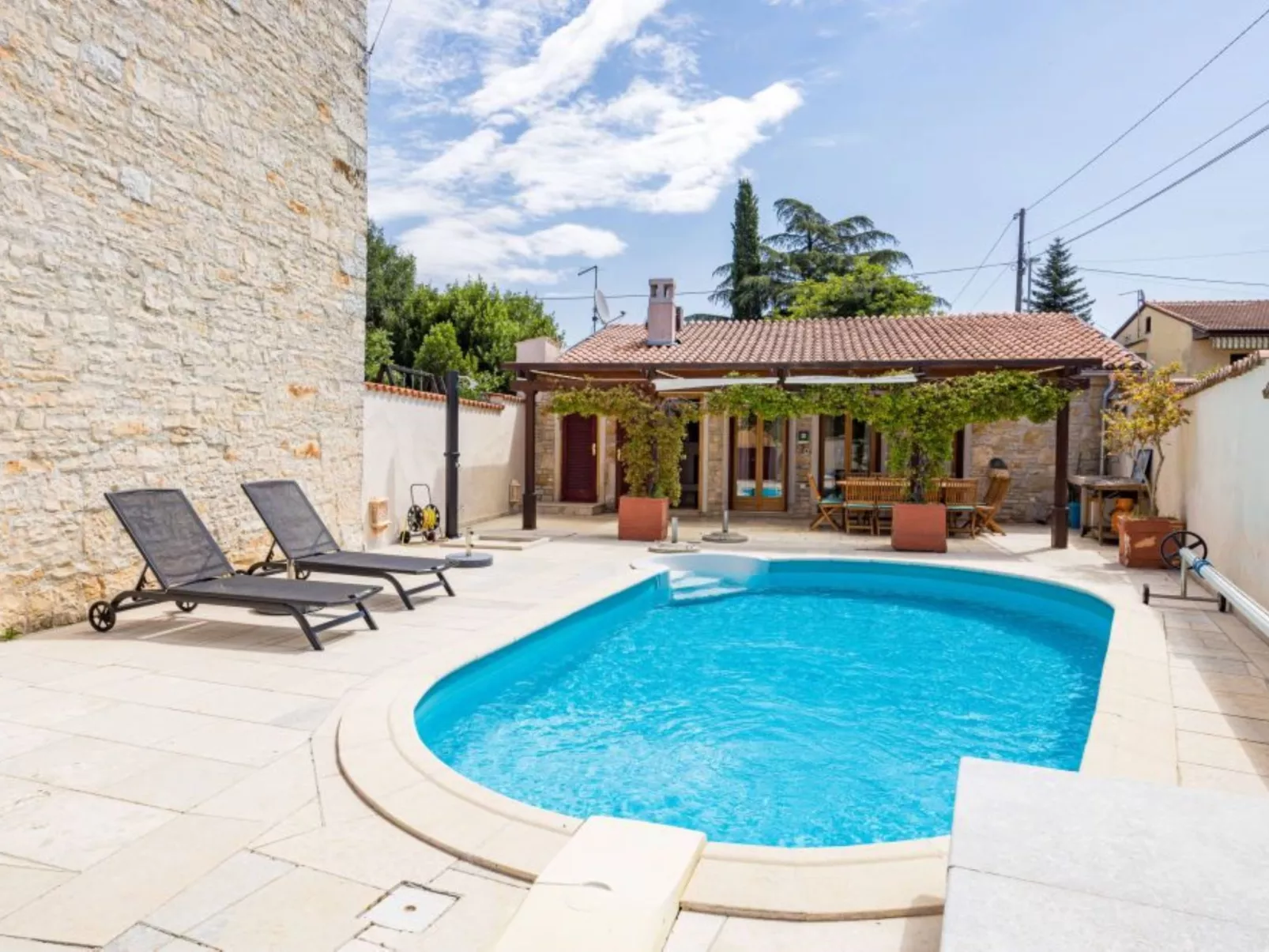 Villa Diana - Buiten