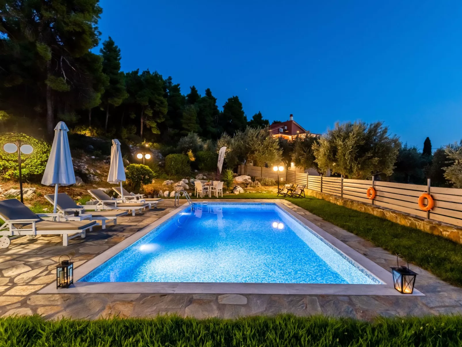 Villa Pine Trees bei Kardous, Skopelos Privater Pool - Buiten