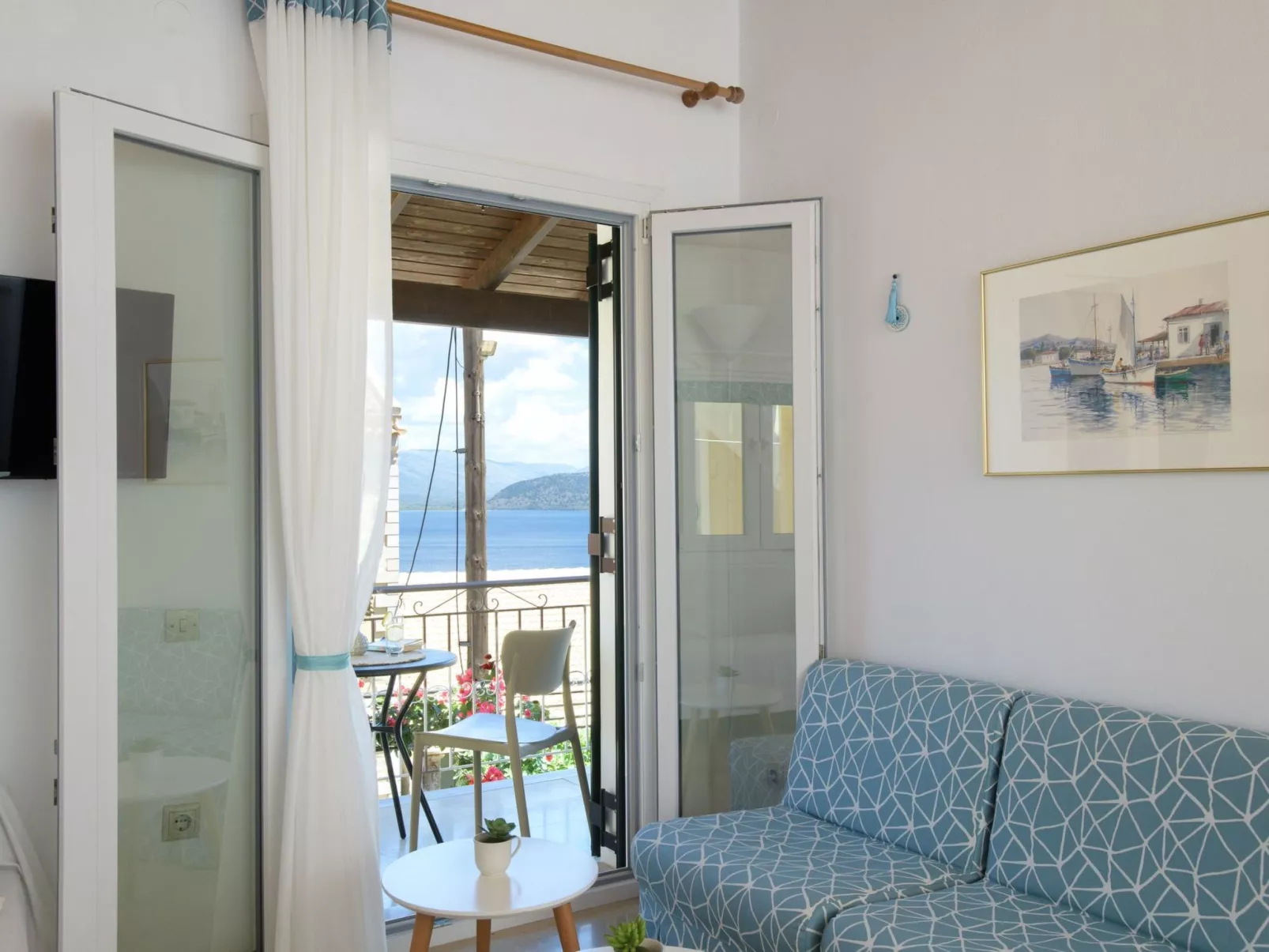 Zwei-Zimmer-Wohnung mit atemberaubender Aussicht - Binnen