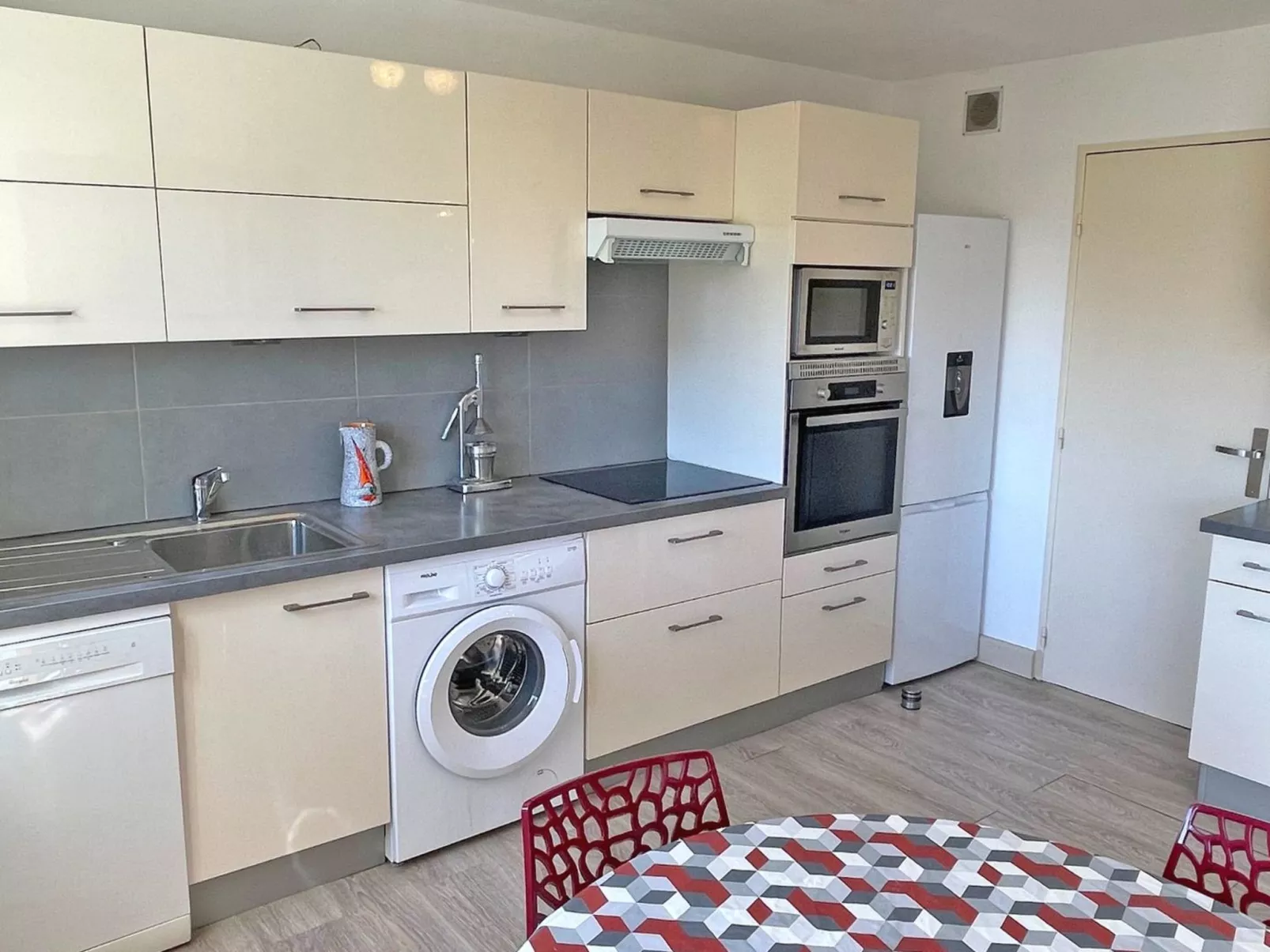 Appt T3 - Clim - Pool Residenz - Sainte Maxime - Image-tags.info