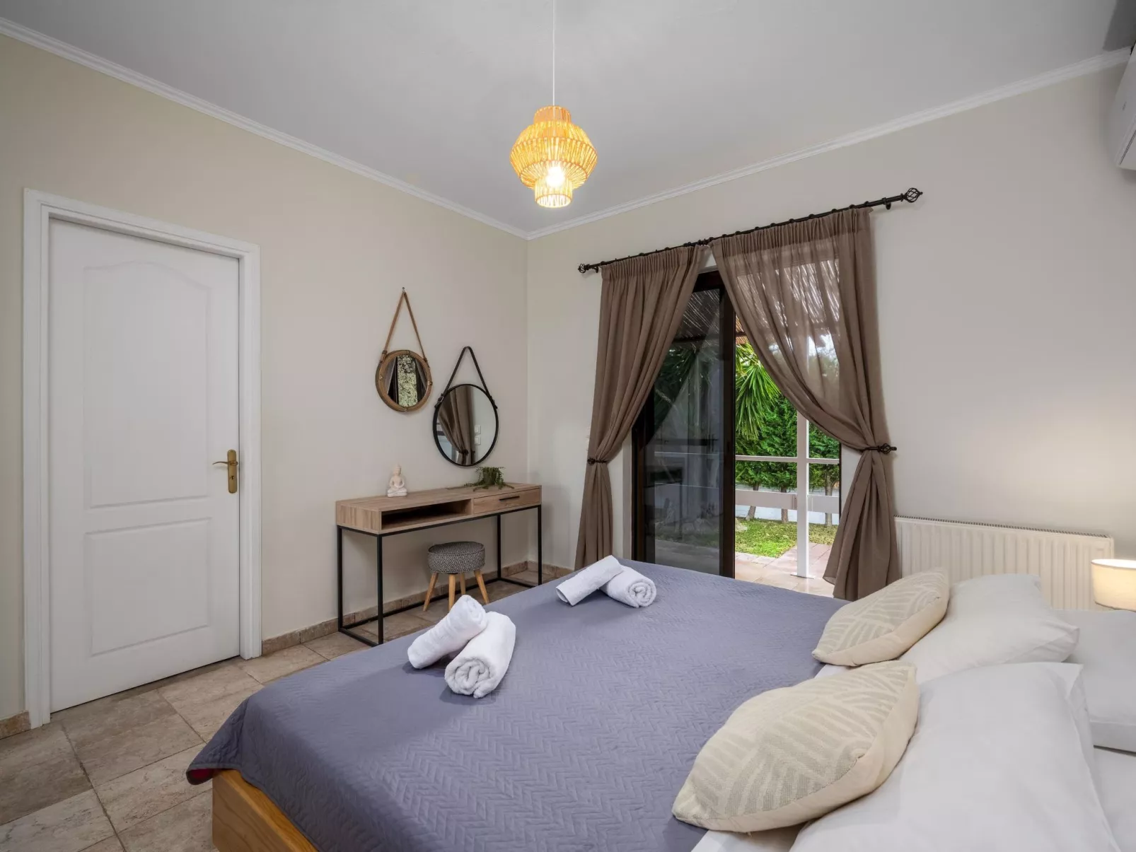 Villa "Villa Palmeras" mit eigenem Garten und Grill - Binnen