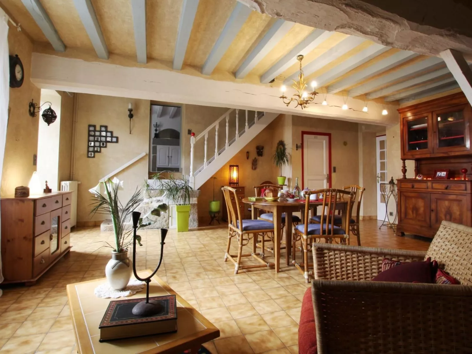 Zimmer Aux Anges - Binnen