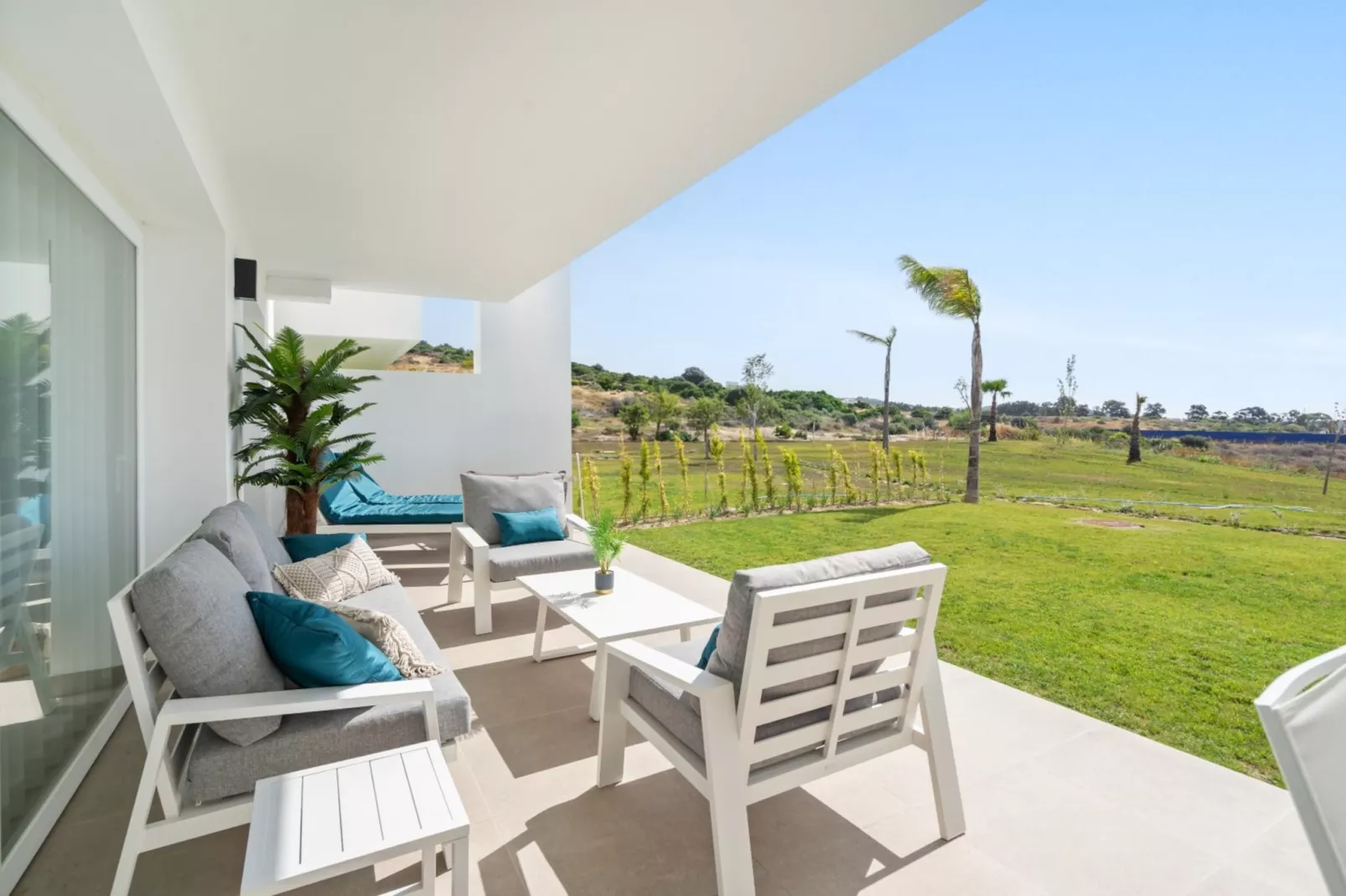 AL4-1901 ESTEPONA - APARTMENT - ALCAZABA LAGOON - Terrasbalkon
