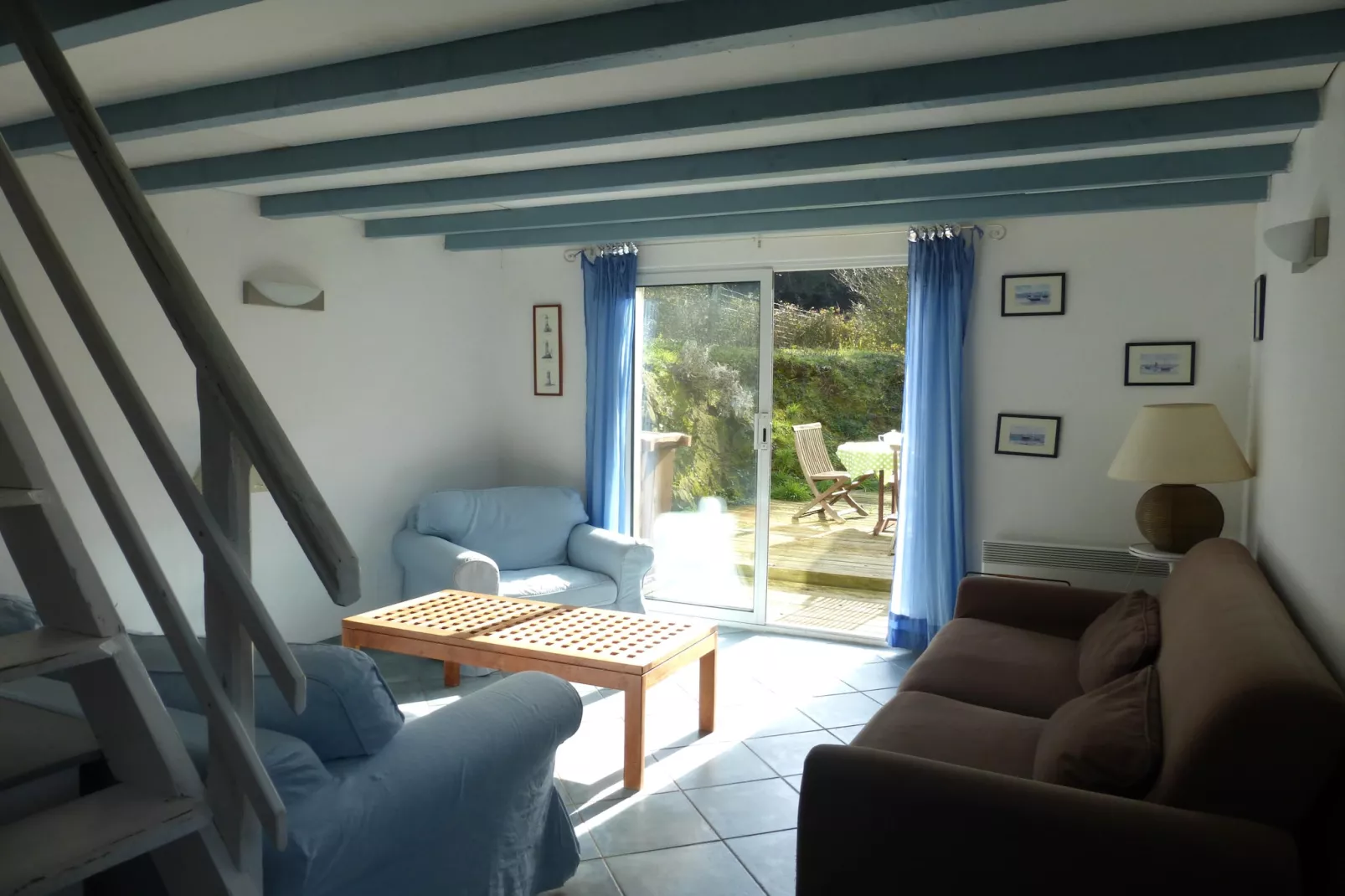 Charmante maison de vacances à 150 m de la plage - Woonkamer