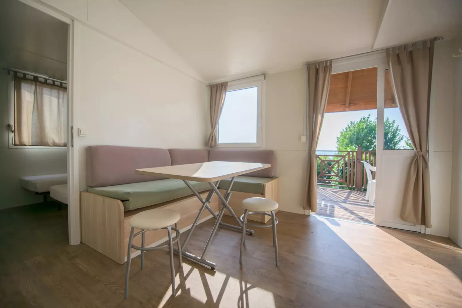 Camping Fontanelle  - Mobile Home Standard Plus - Woonkamer