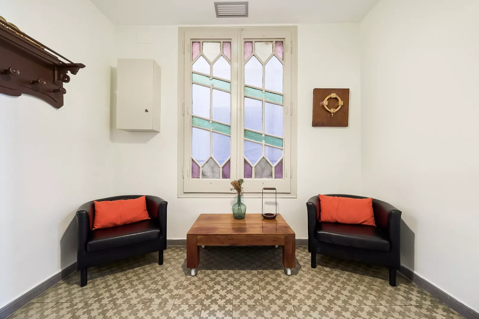 Rambla Paris Apartment - Woonkamer